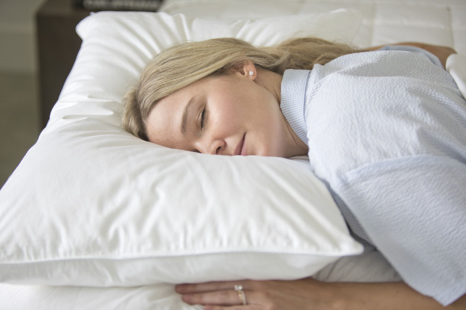 Chicago Luxury Beds custom pillow